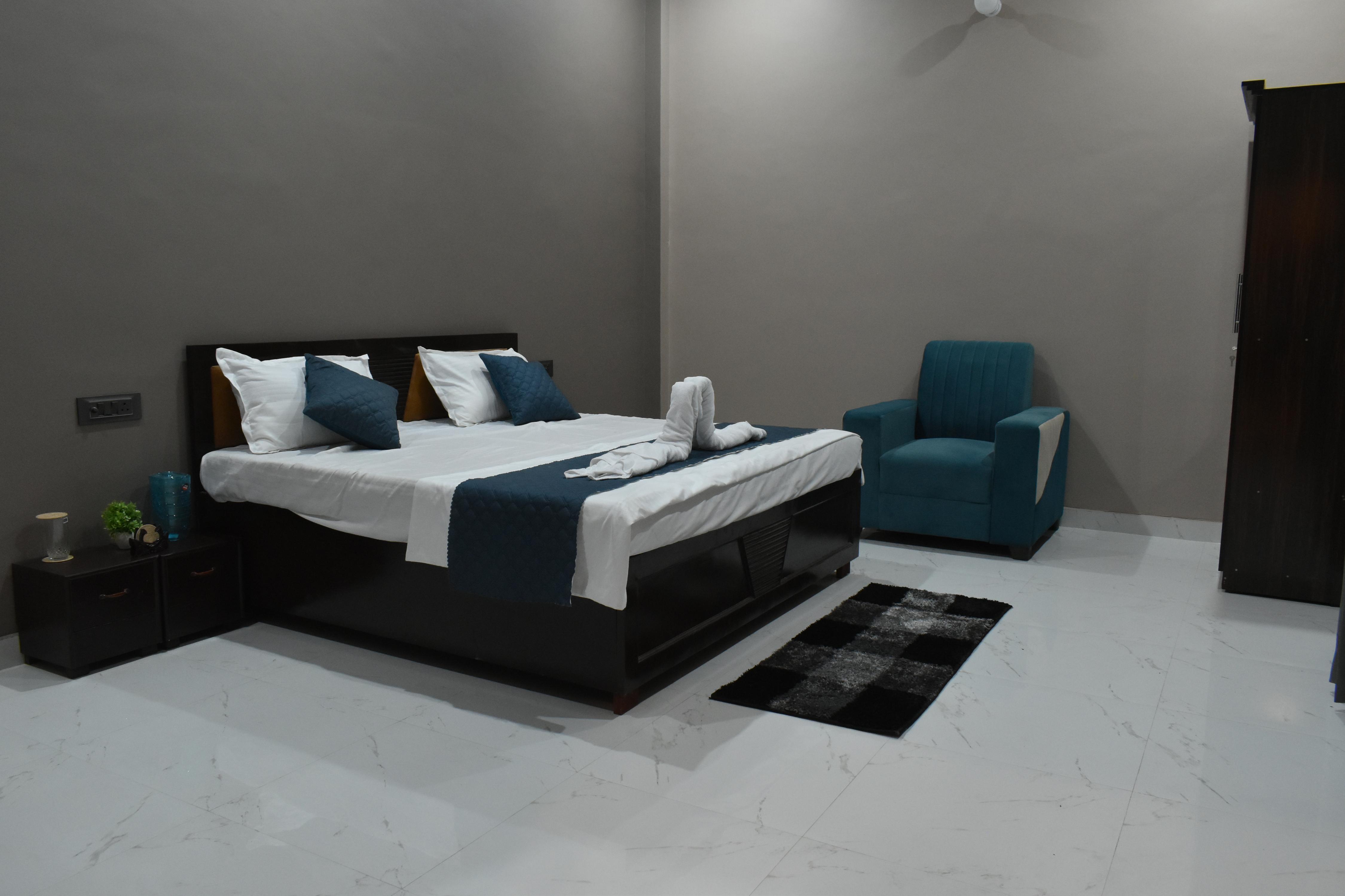 Aadvik Residency