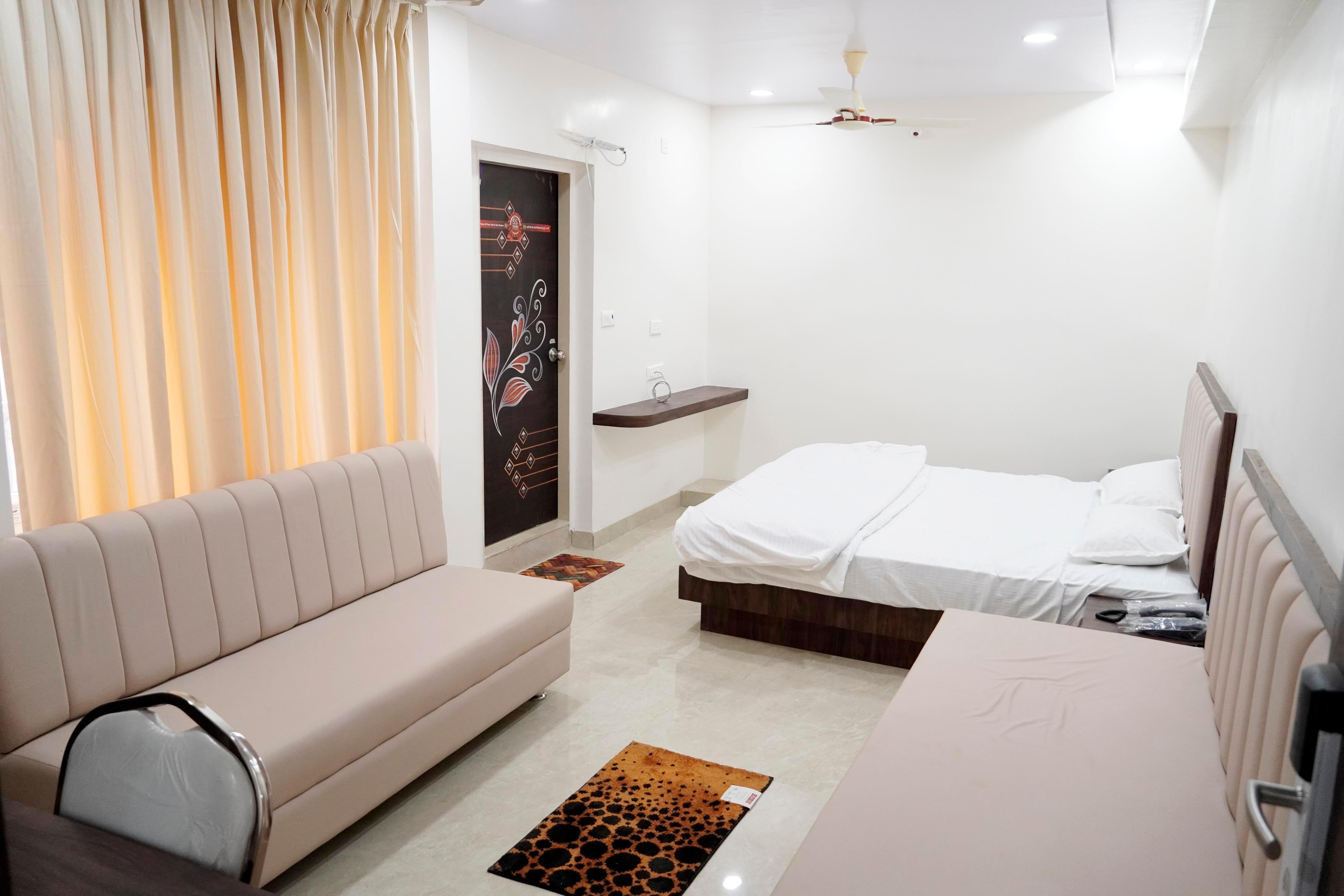 HOTEL SR