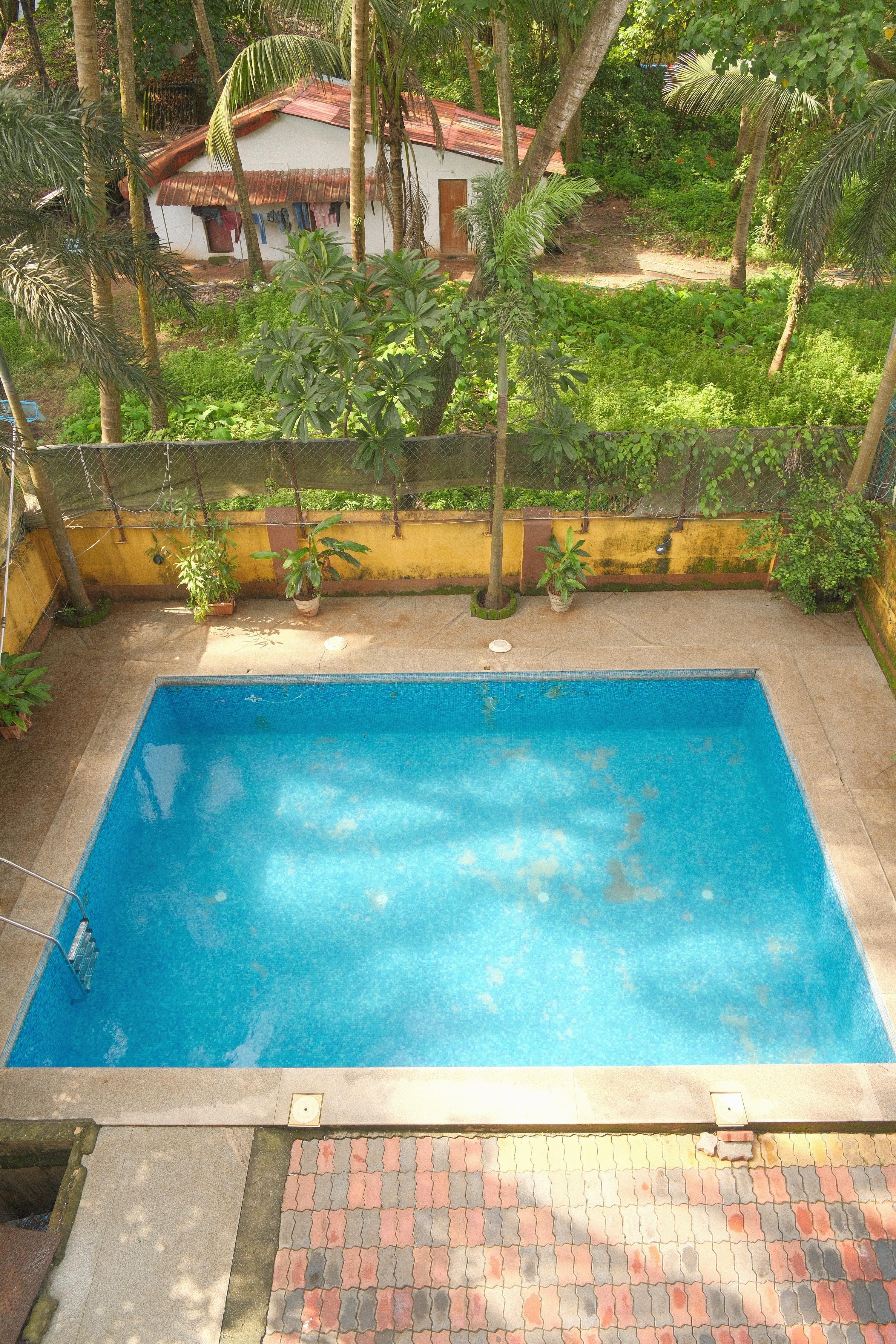 Serenity Stay 2BHK Near Calangute Beach Pool - Tap to explore photos