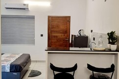 Cozy Studio Stay in Kannur   Free Breakfast