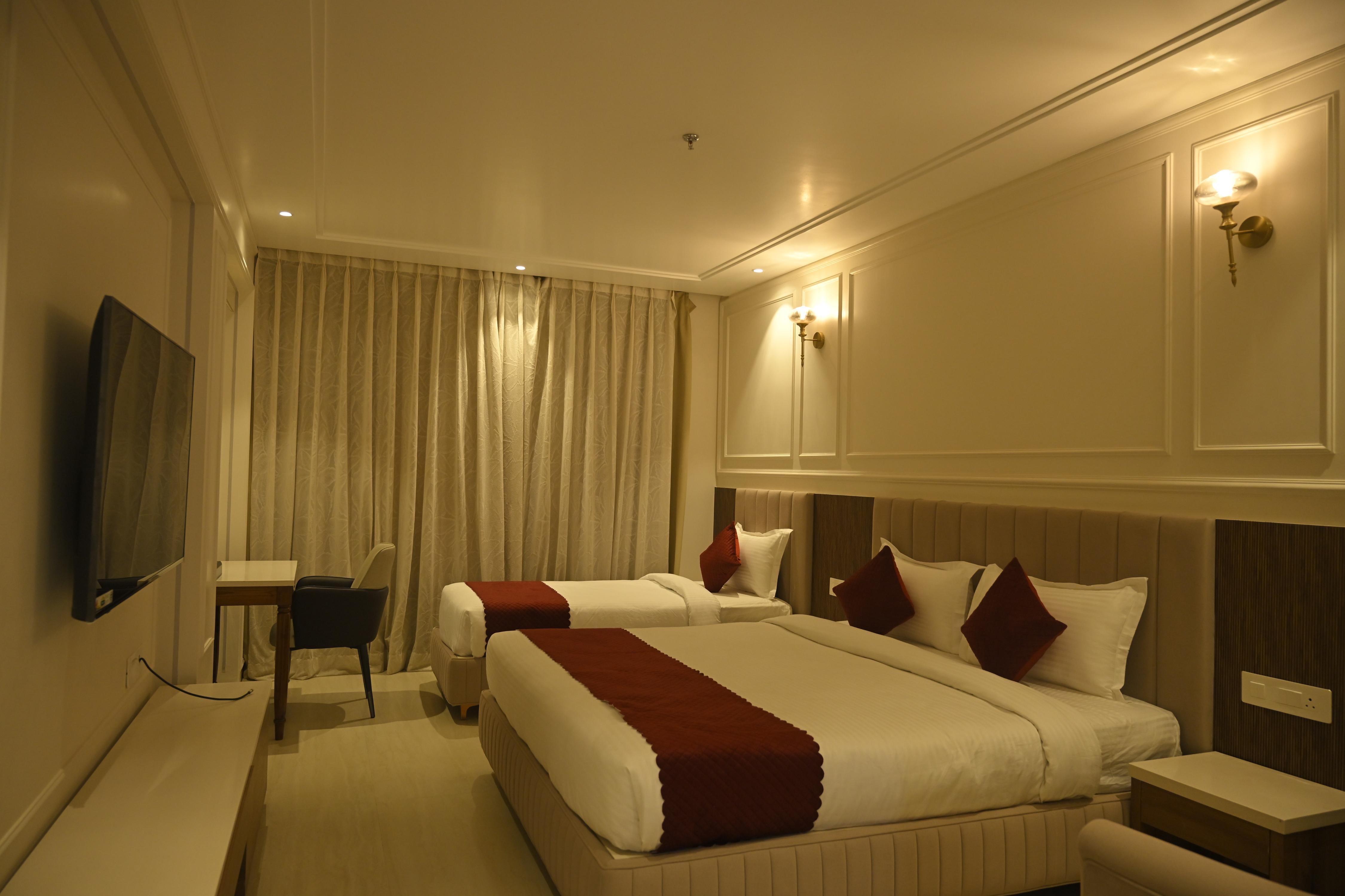 ANANTA KASHI HOTEL Room Type - Triple Bed Deluxe Room
