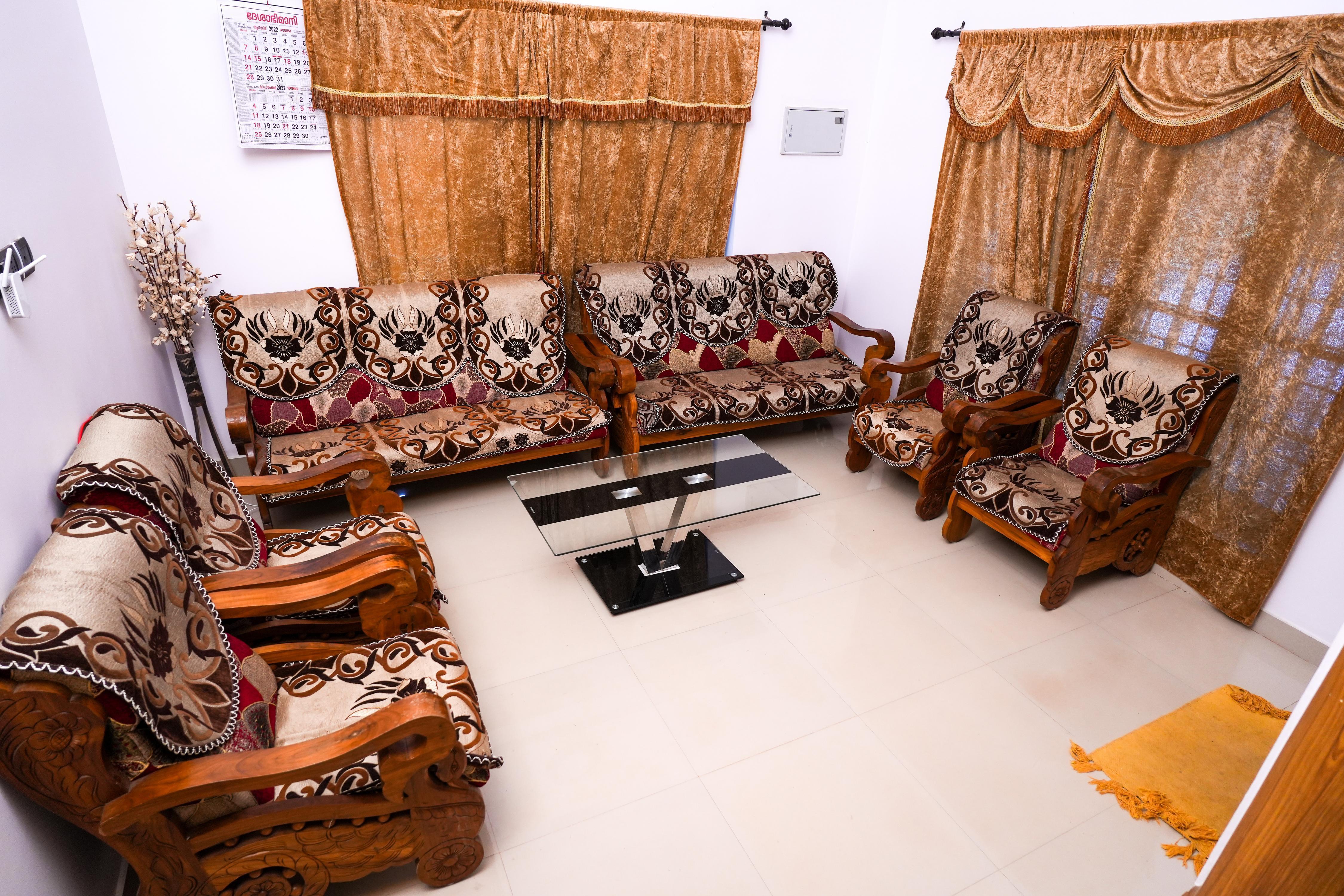 Guruvayur Nature Homestay - Tap to explore photos