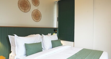 Earth Hotels Hebbal Room Type - Superior Room
