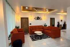 3BHK - Oak & Amber Retreat