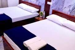 Hi Way Coastal comforts kasarkod, Honavar