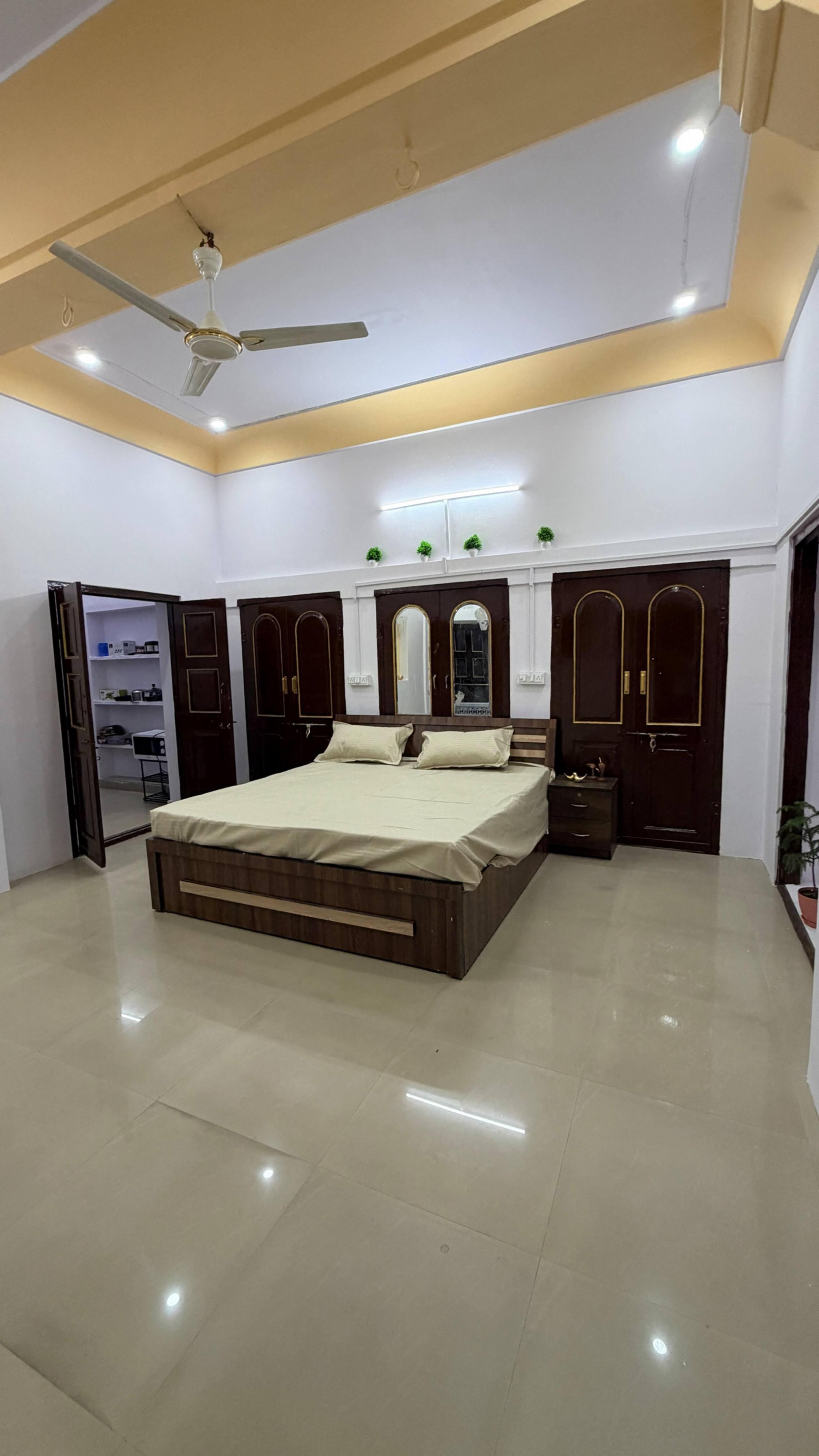 Jaipuri Theeya - Tap to explore photos