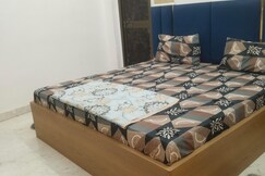 Rooms of Shaanti guest house