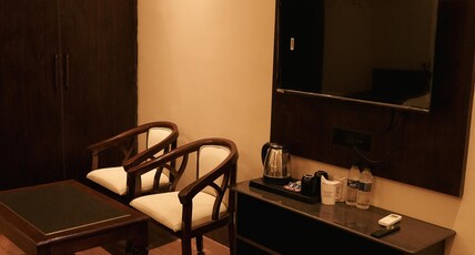 Hotel Chhaya Room Type - Premium Double Room