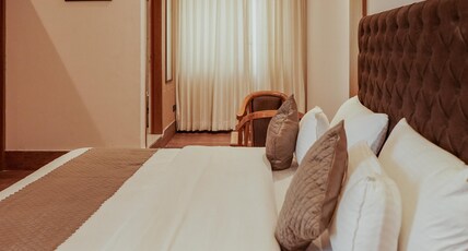 Hotel Chhaya Room Type - Premium Balcony Room