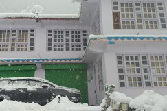 COSY BIRD HOME STAY