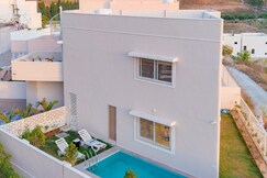 ELIVAAS Shourya Viola 3 BHK Villa with Pvt Pool & Garden