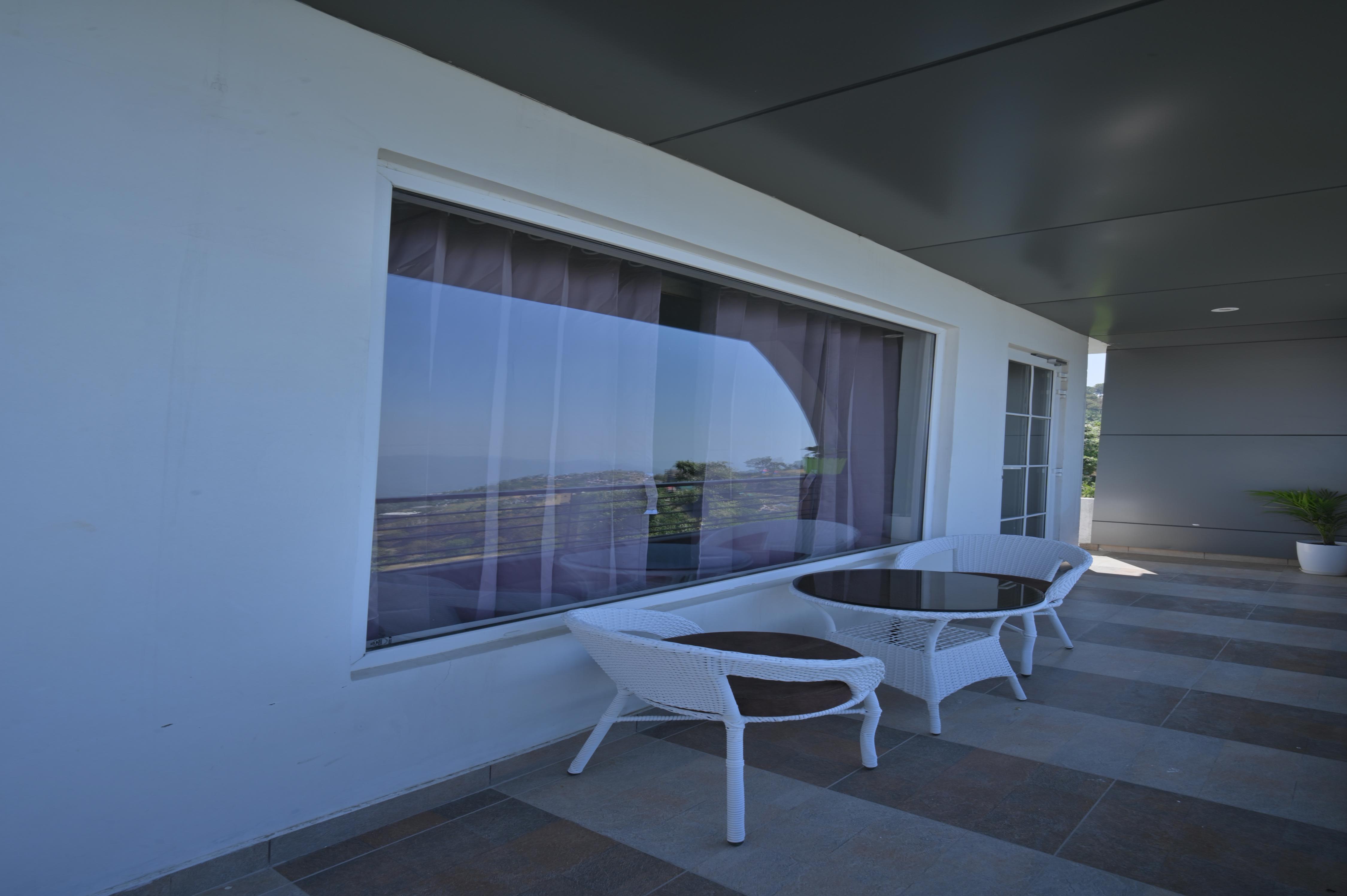 SSR Resort - Tap to explore photos
