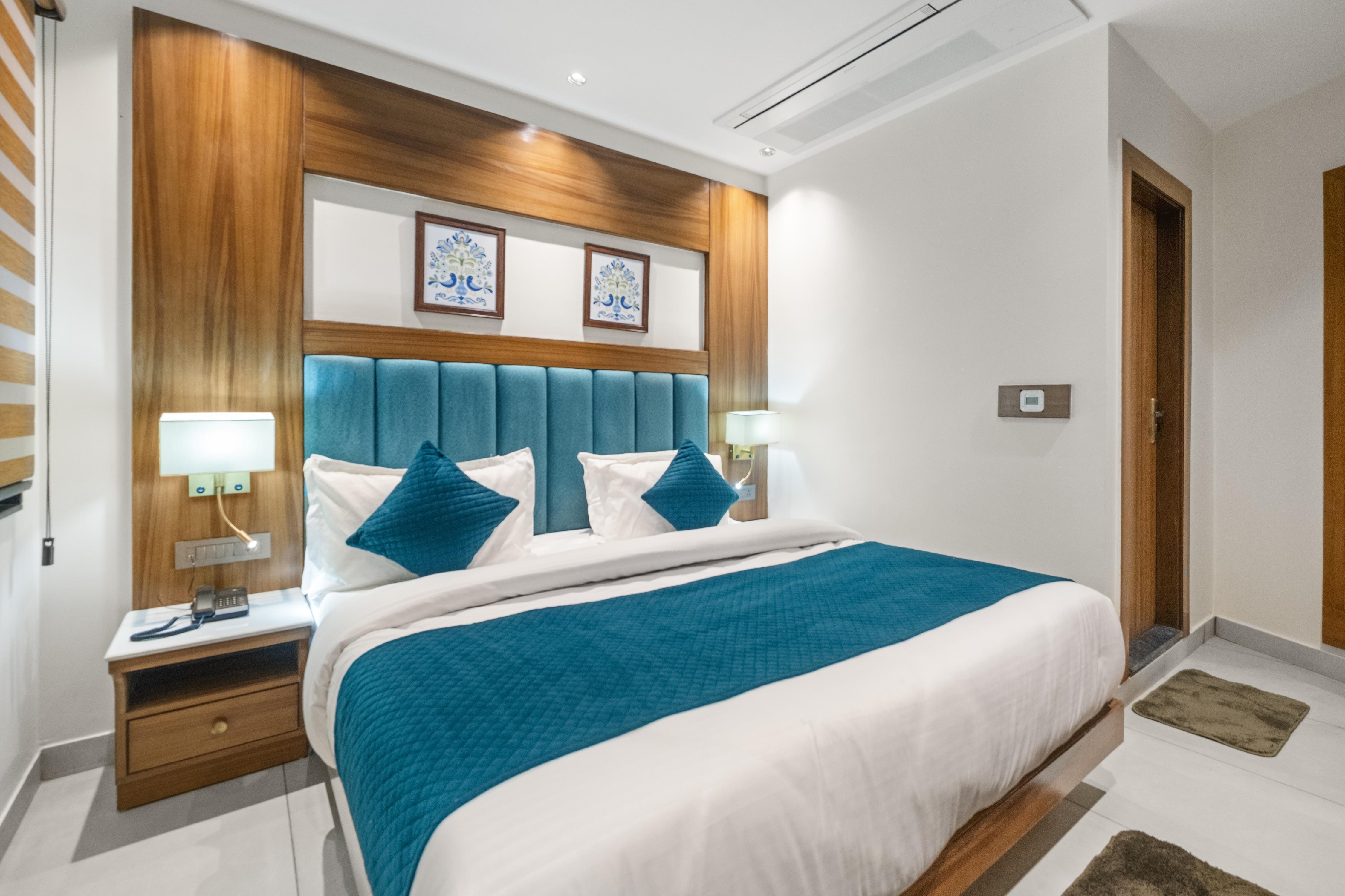 Hotel Ardmore Hills Room Type - Deluxe Room