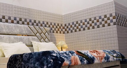 KANTA SANT RAM AASHRAM Room Type - Luxurious And Spacious Studio Apartment