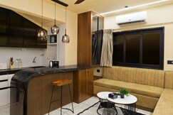 Photos of Amber 1BHK in Khar by SquareOne Stays