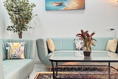 Luxury 3BHK Suite in Hyderabad Fully Furnished & Equipped- Near City Centre & IT Hubs