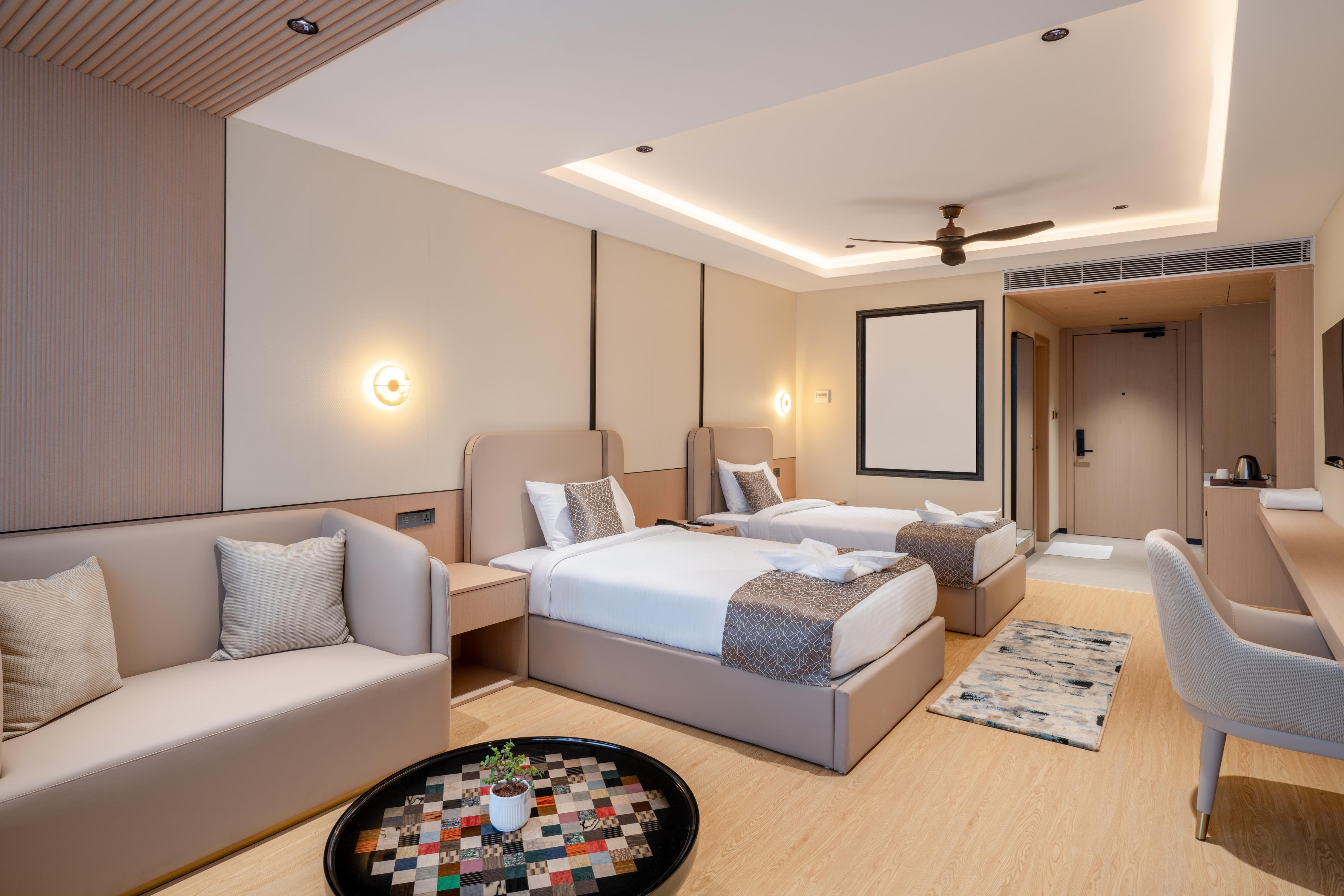 EURO HOTEL Room Type - Deluxe Twin room