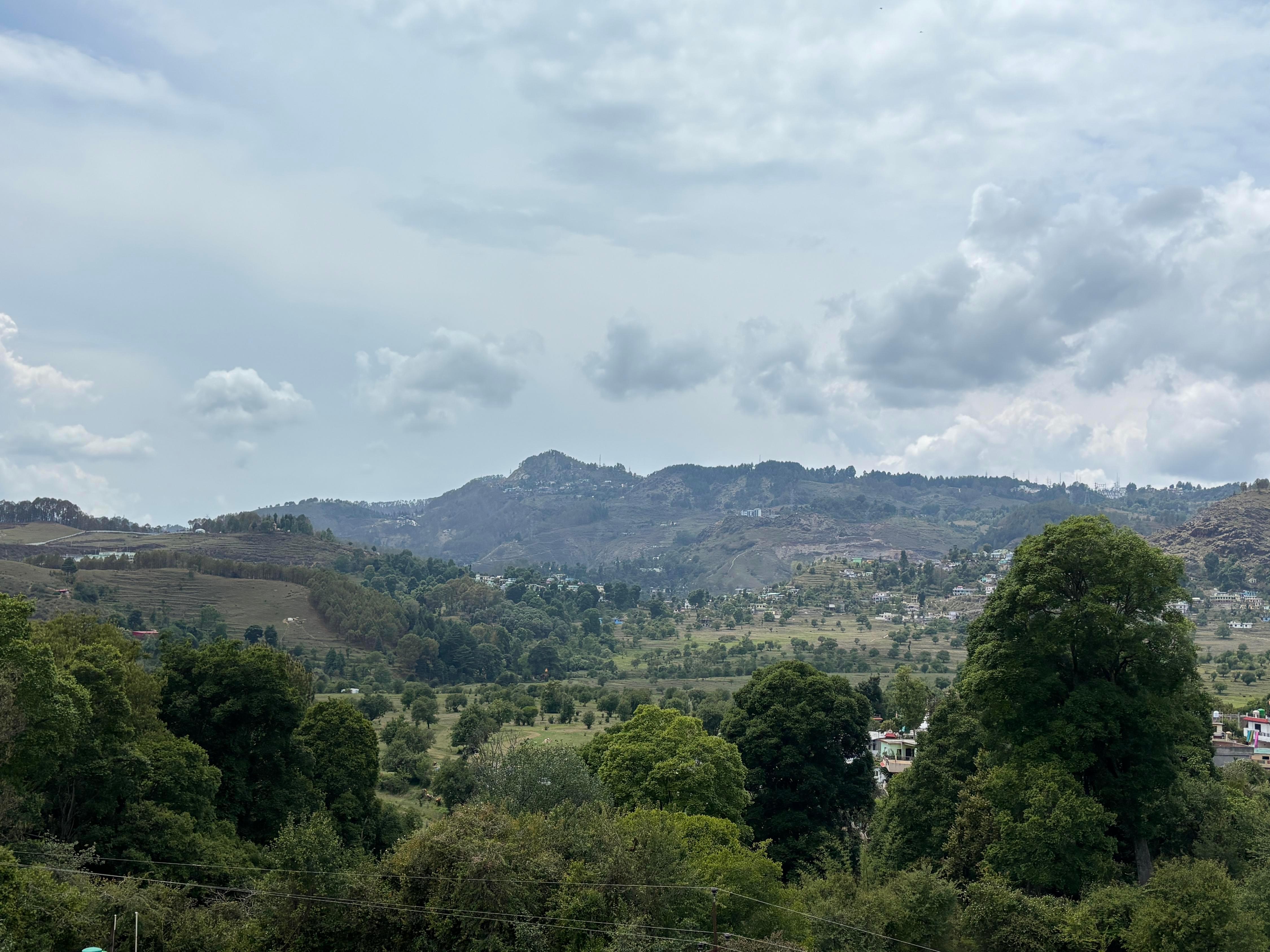Nariman Homestays - Tap to explore photos