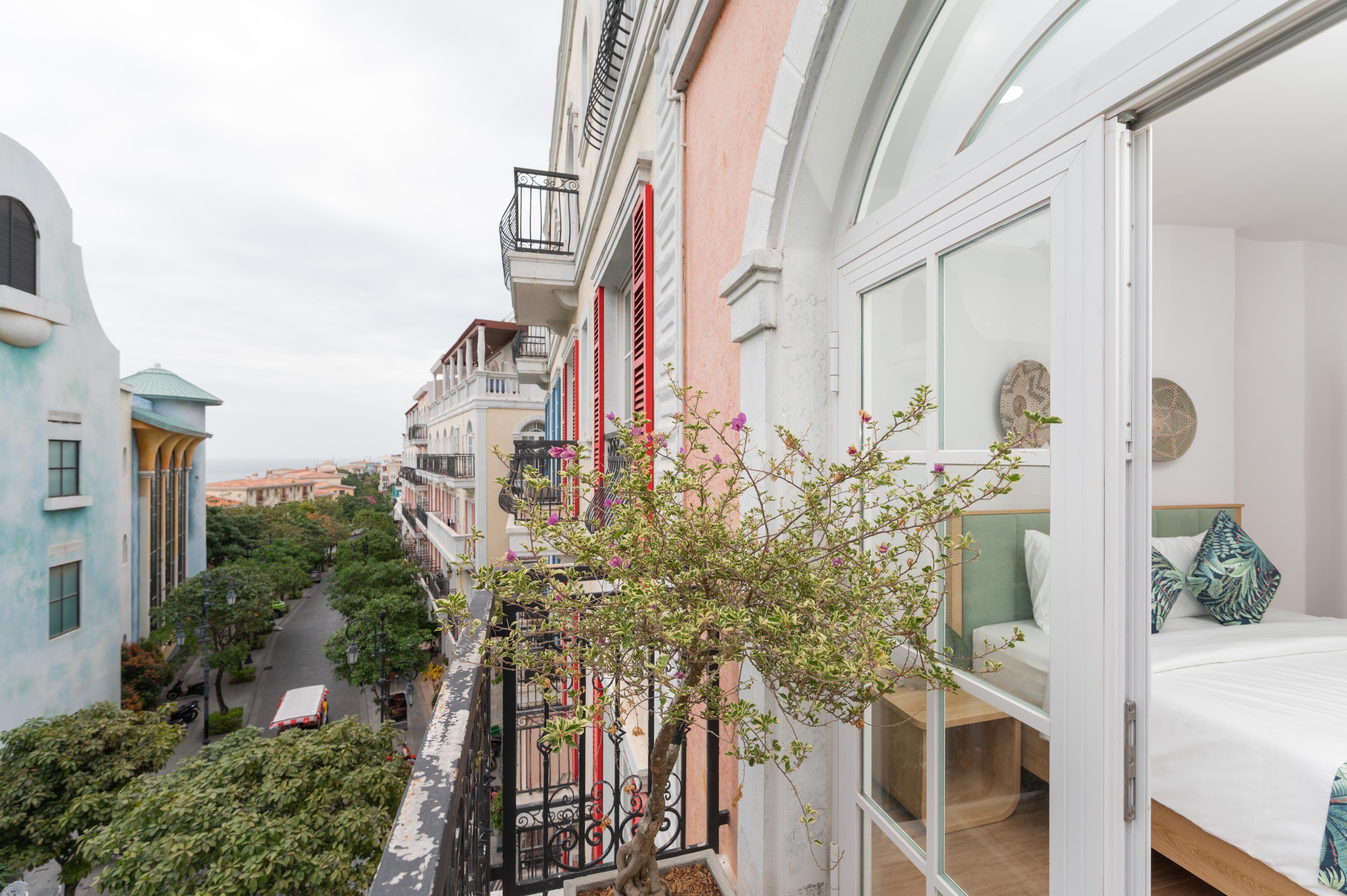 Casa Del Mar Boutique Hotel - Tap to explore photos