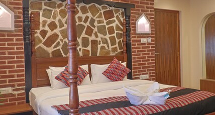 OYO 837 Hotel Insta Room Type - Deluxe