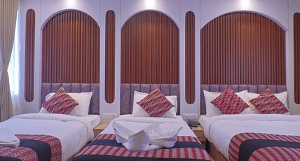 OYO 837 Hotel Insta Room Type - Standard Quad Room