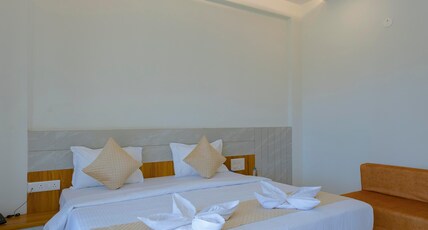 Ashwa crown by iLiF Room Type - Standard Room
