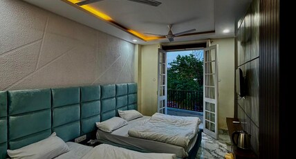 Hotel Kapil Royal Inn Room Type - Superior Quad Bed Room