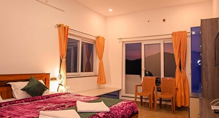 Verdant Crestwood Nilgiris Room Type - King Room with Balcony Verdant Crestwood Nilgiris Room Type - King Room with Balcony