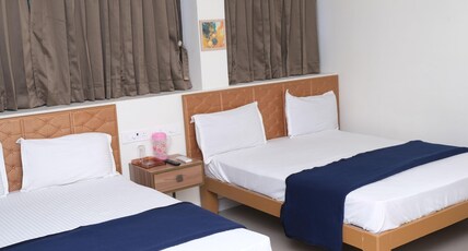 Hotel Sherbeen Room Type - Four bed - Famil Room Hotel Sherbeen Room Type - Four bed - Famil Room
