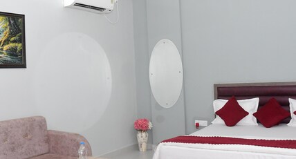 S&J Hotel Room Type - Deluxe Room with Horizon View