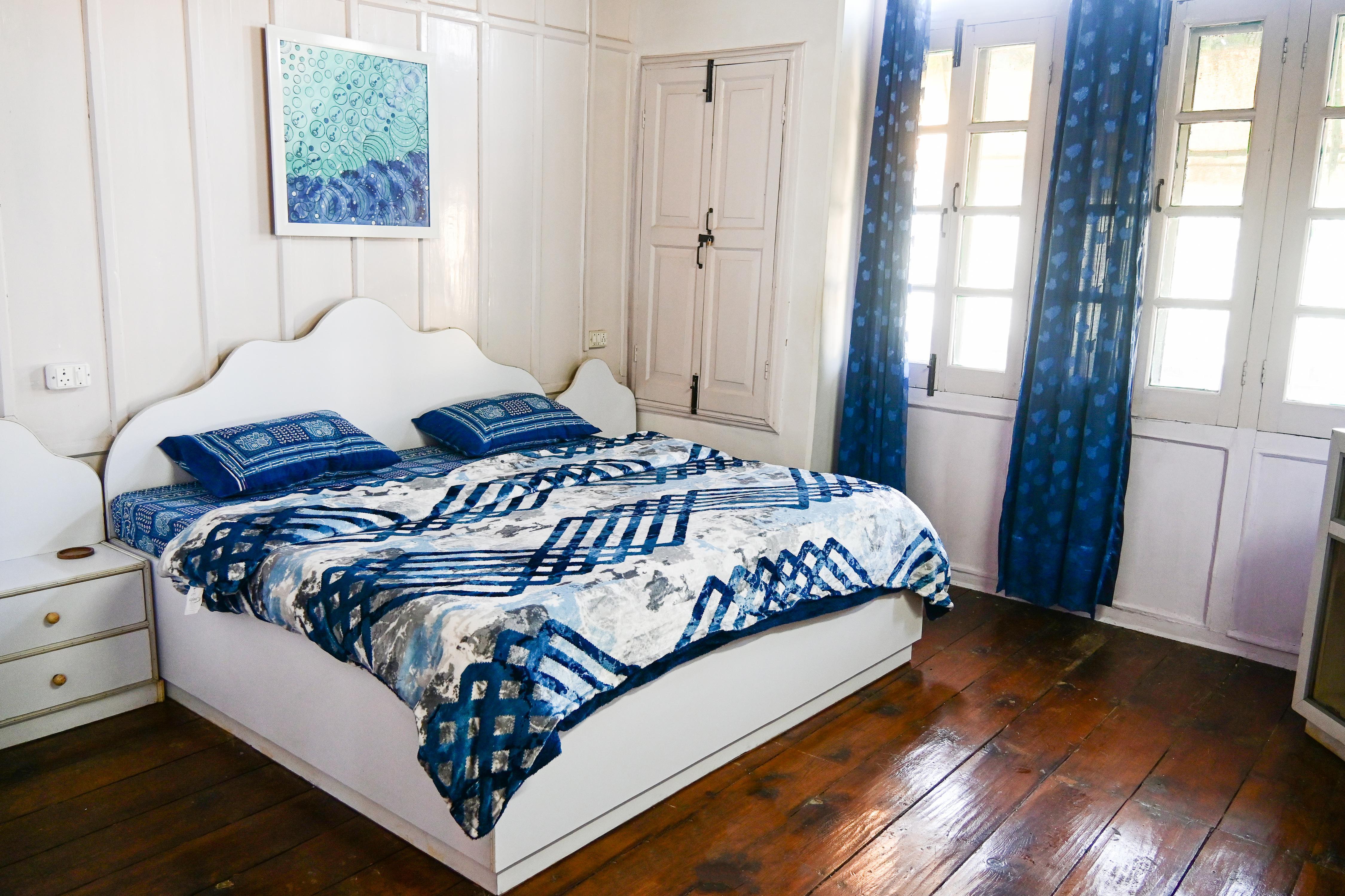 Earth Heritage homestay- 3bhk - Tap to explore photos