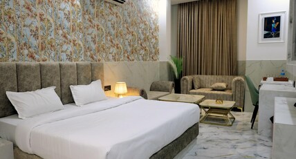 Hotel Dreamland Room Type - Super Deluxe Room Hotel Dreamland Room Type - Super Deluxe Room