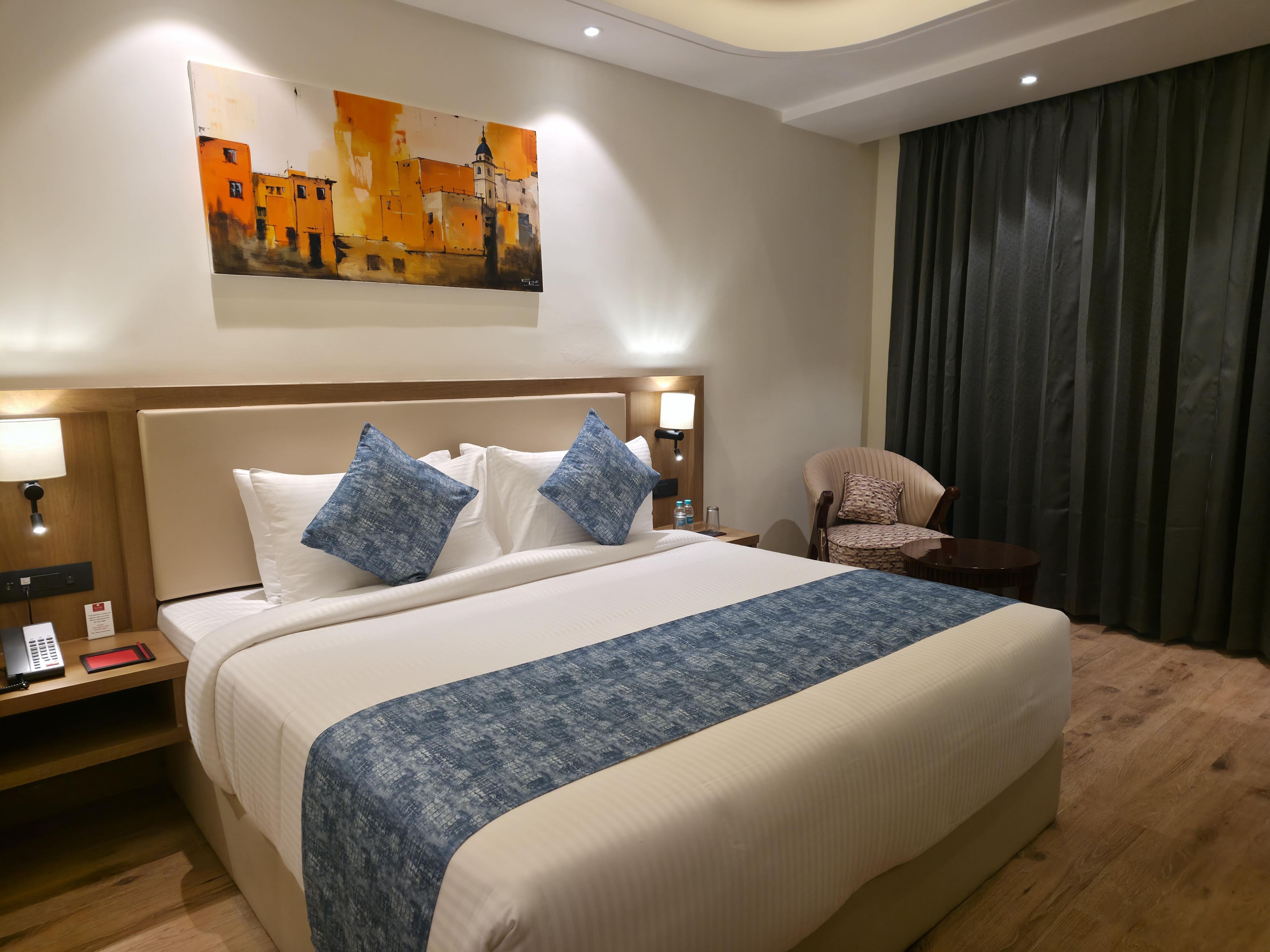 Lords Inn Katra Room Type - Deluxe Room with City View
