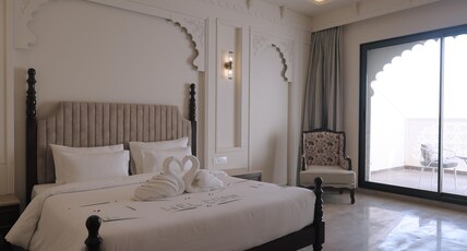 Bhan fort Palace Hotel & Resort Room Type - Deluxe Room King Bed Bhan fort Palace Hotel & Resort Room Type - Deluxe Room King Bed