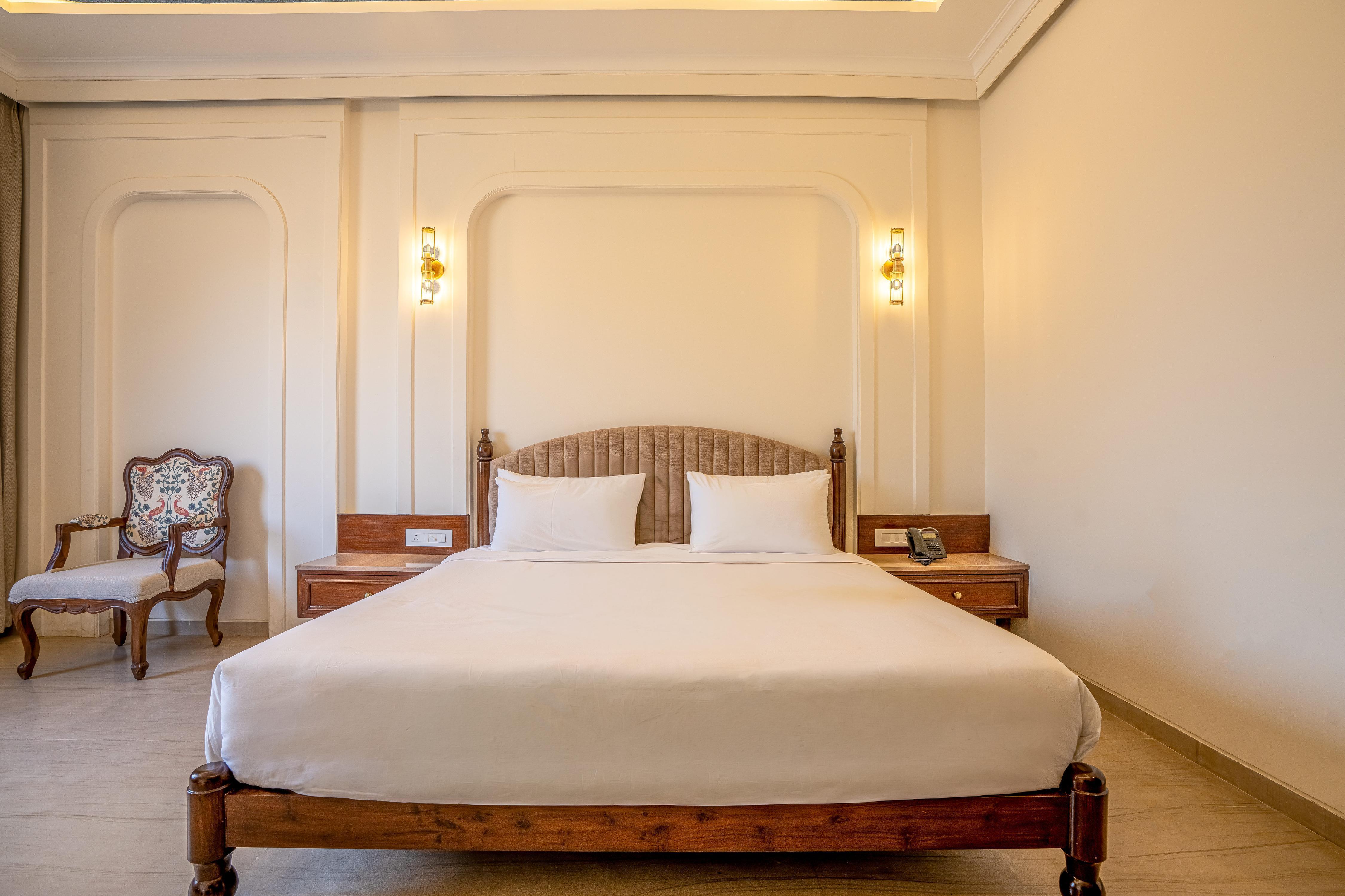 Bhan fort Palace Hotel & Resort Room Type - Superior Room King Bed