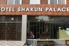 Rooms of Shakun Palace