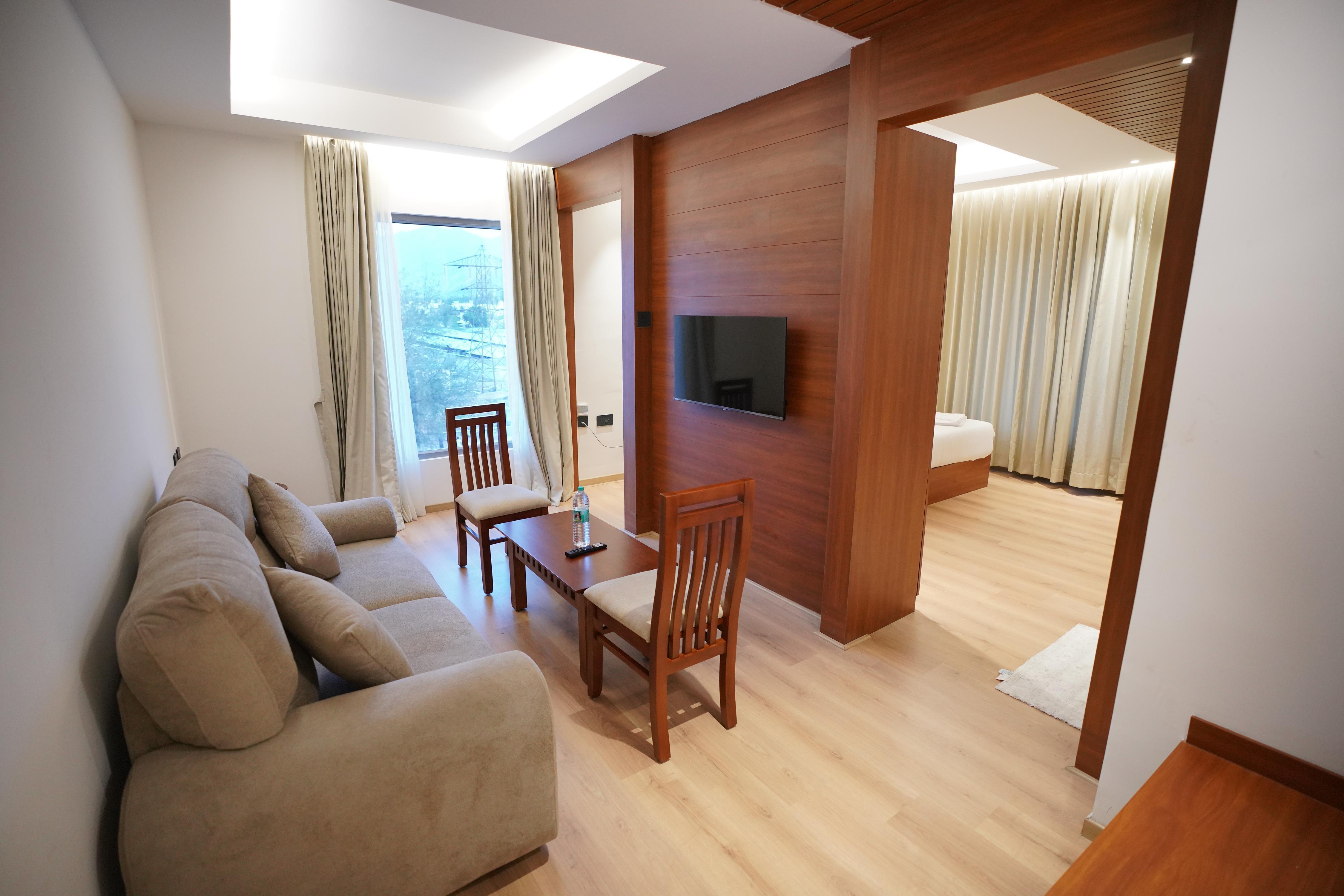 Hotel Grand Vekasa Room Type - Premium Suite