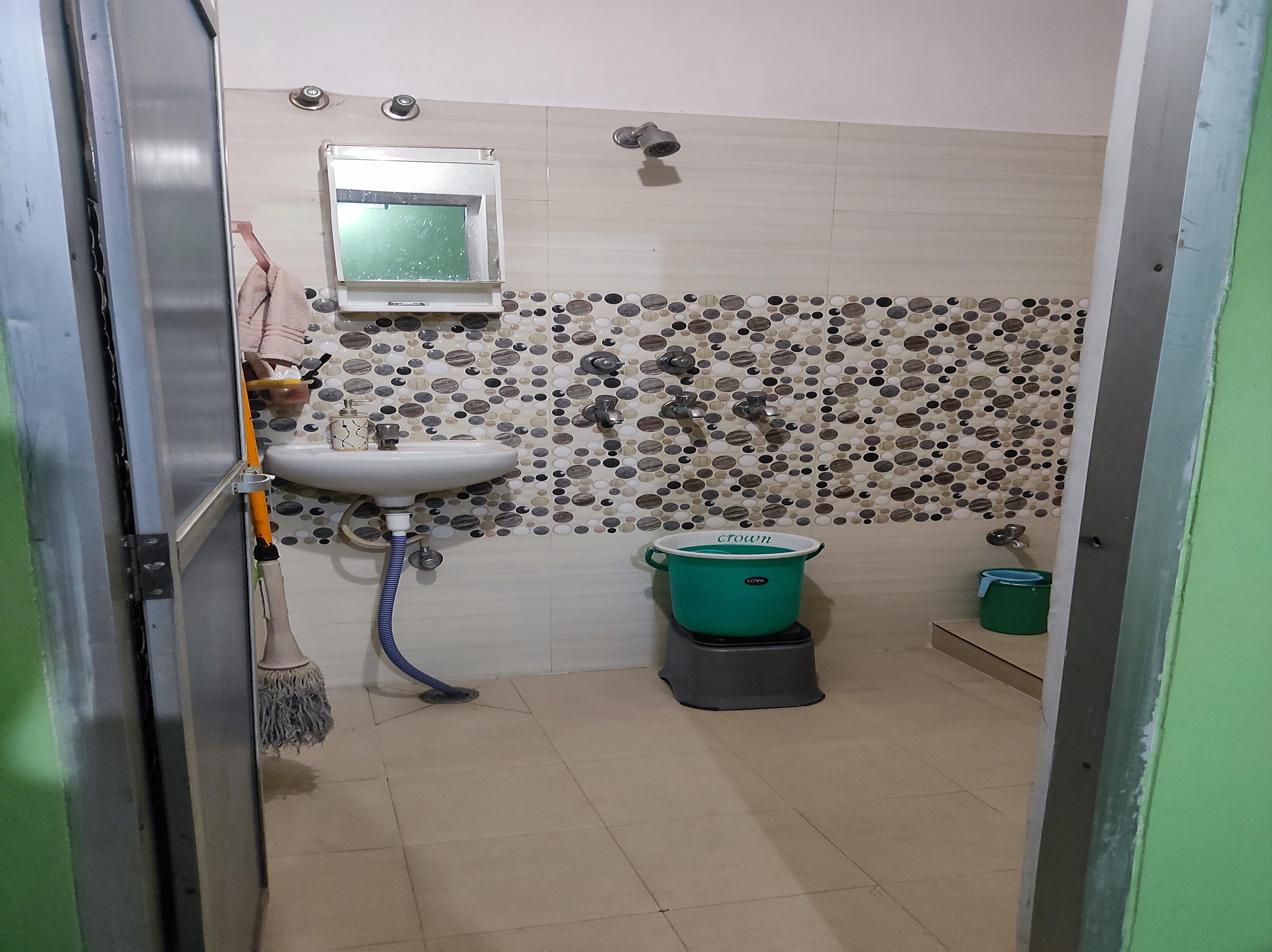 Awadhesh Singh Homestay - Tap to explore photos