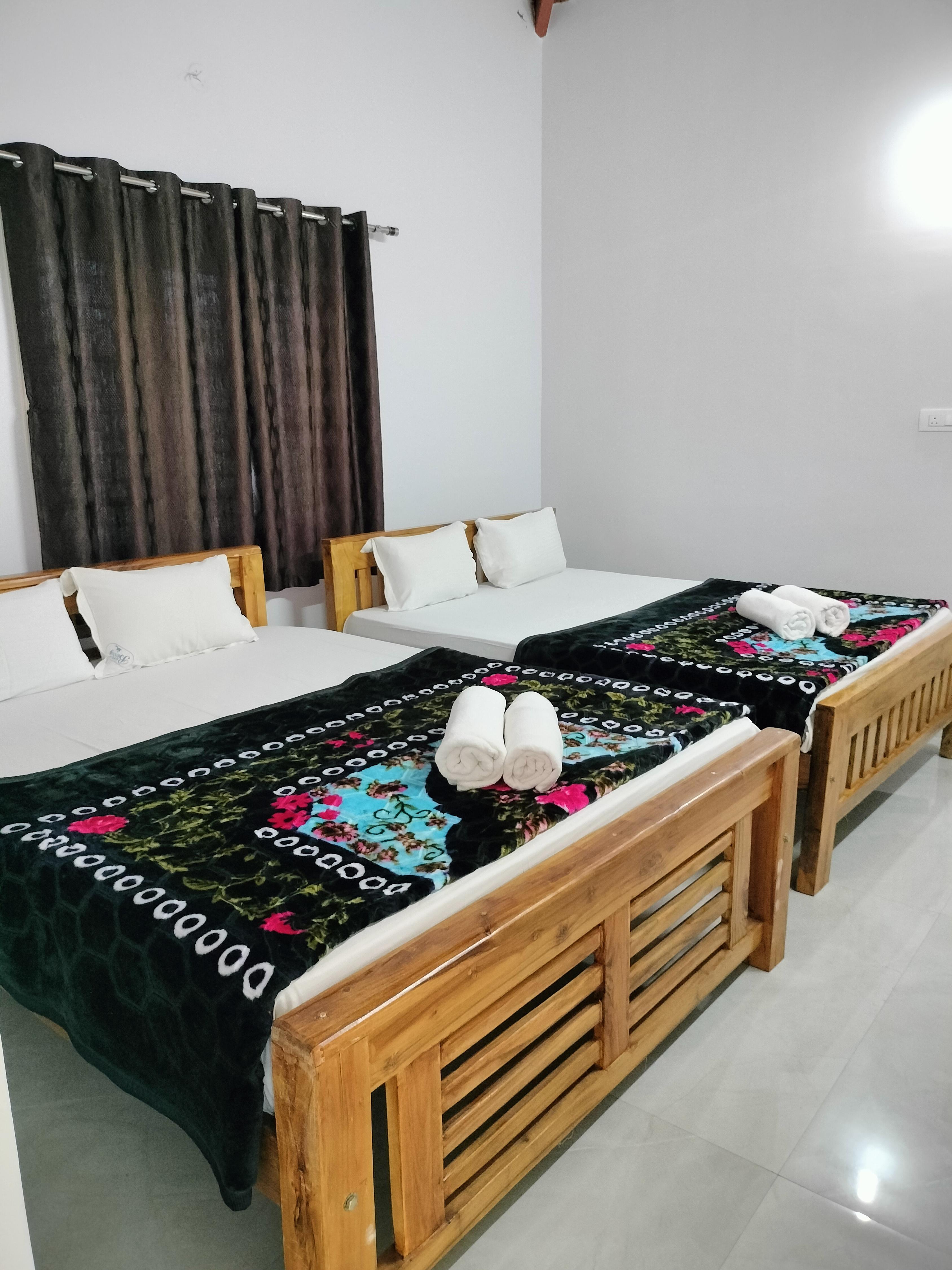 The swarga home stay Room Type - Family room 2 