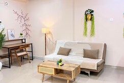 Modern 2BHK Stay 300m from Kashi Vishwanath
