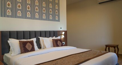 UDAISA THE LUXURY ART Room Type - Super Deluxe Room