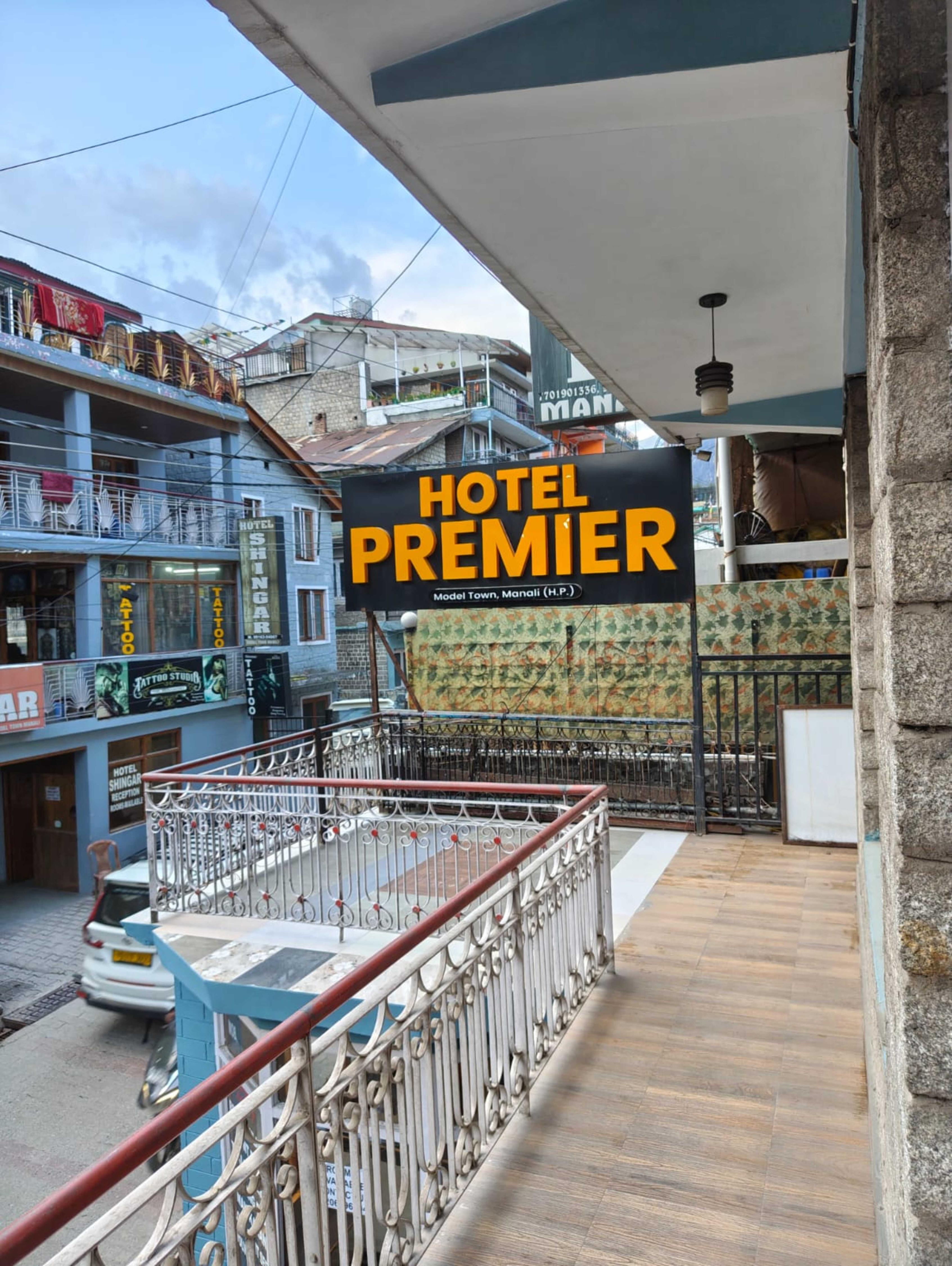 Premier Hotel - Tap to explore photos