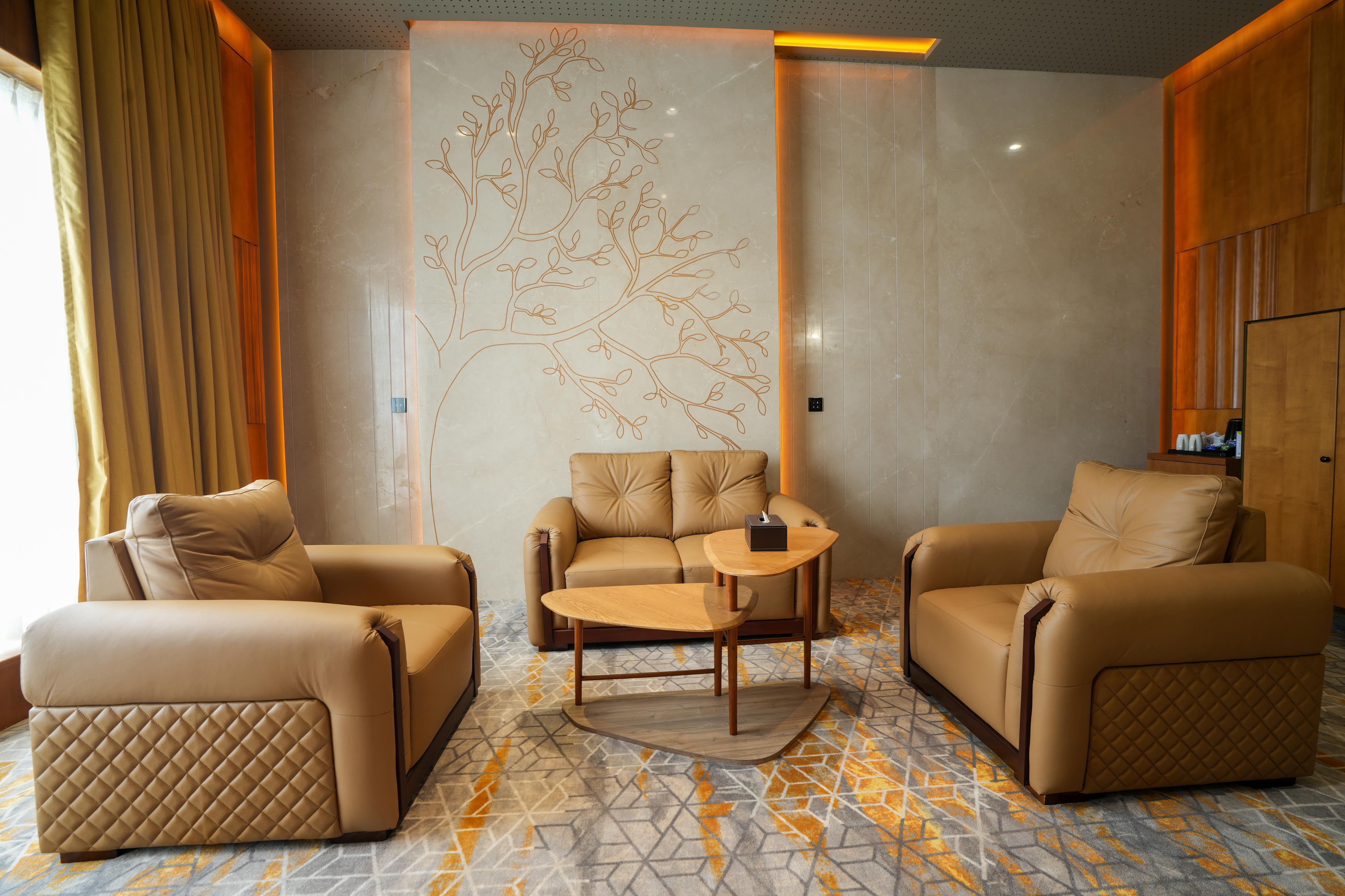 Ramada Encore Kochi Kalamassery - Tap to explore photos