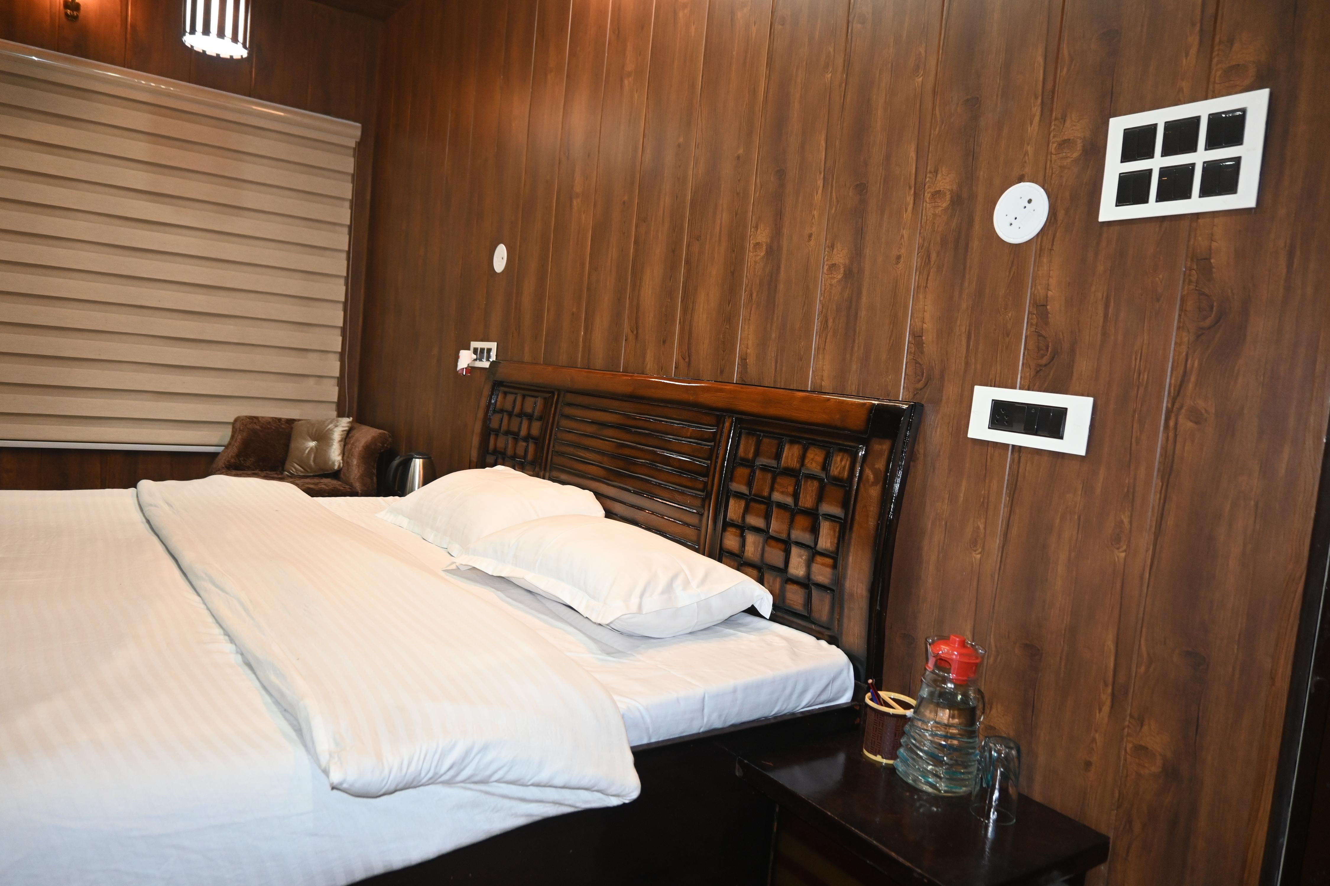The Cloud Cradle, (HPSEBL Rest camp Jot Chamba) Room Type - 102