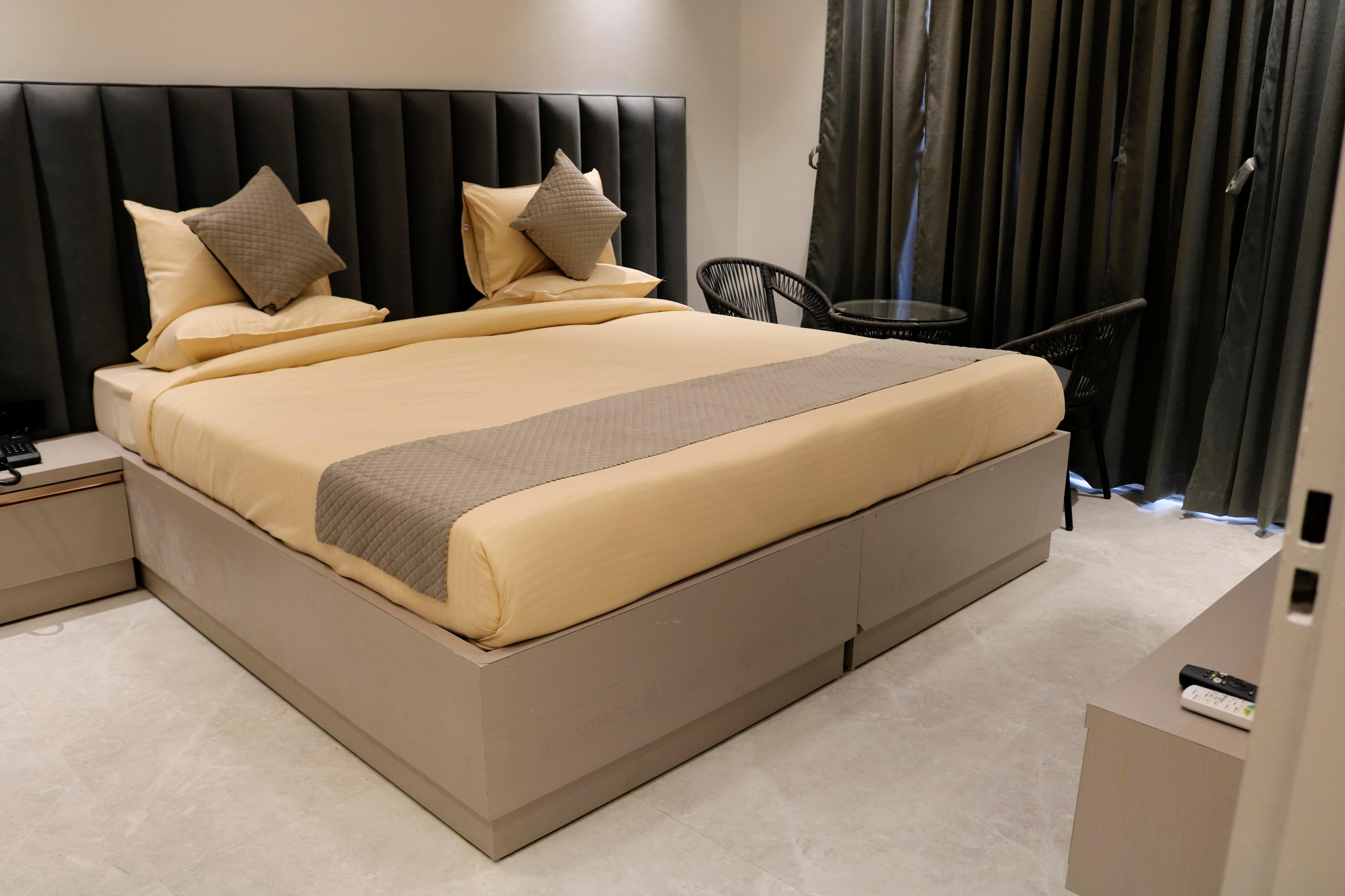 Pooja Residency Sector 52
