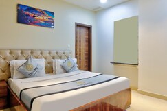 Hotel Twamev Peeragarhi