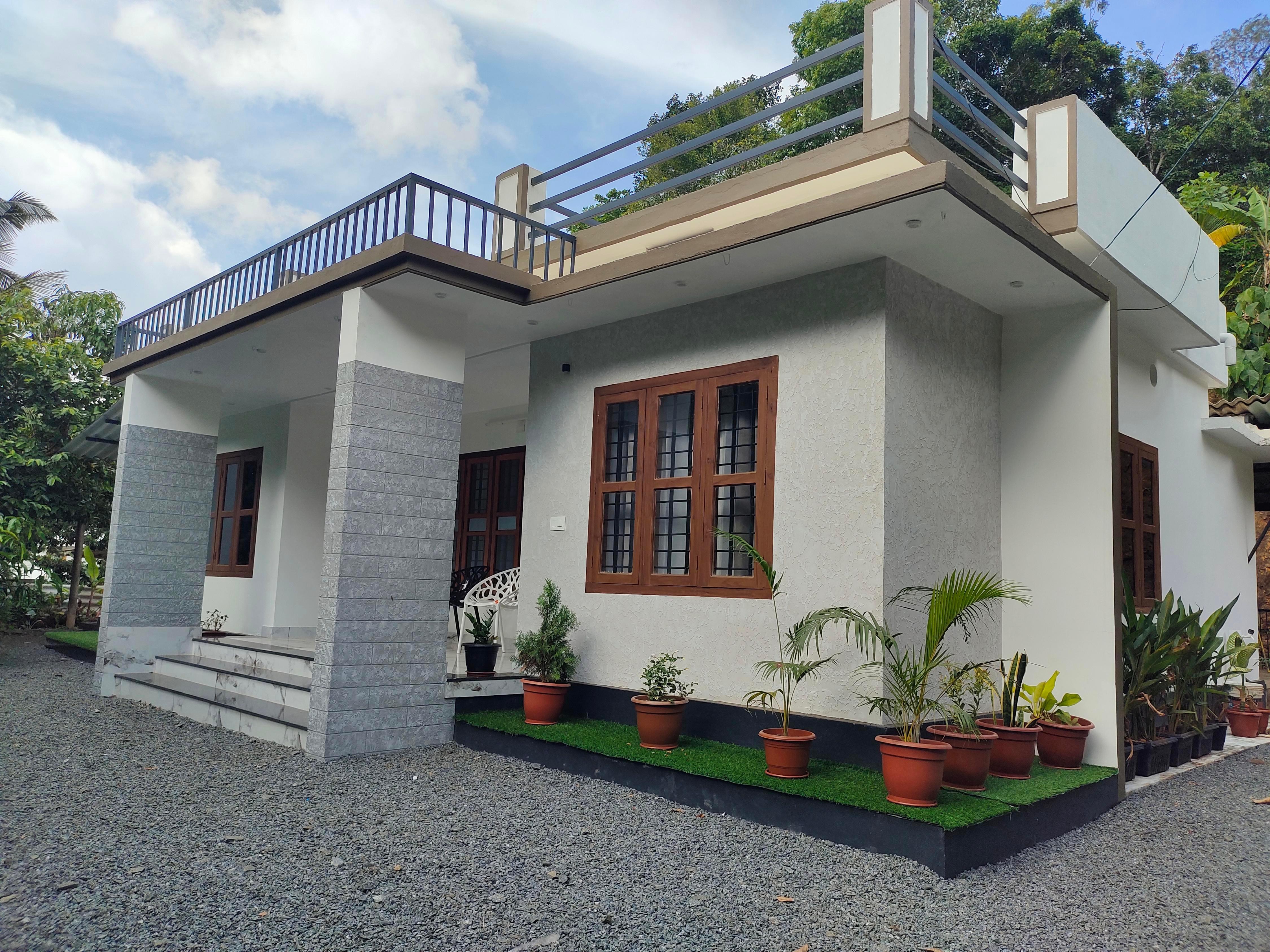 ELORA SERVICE VILLA