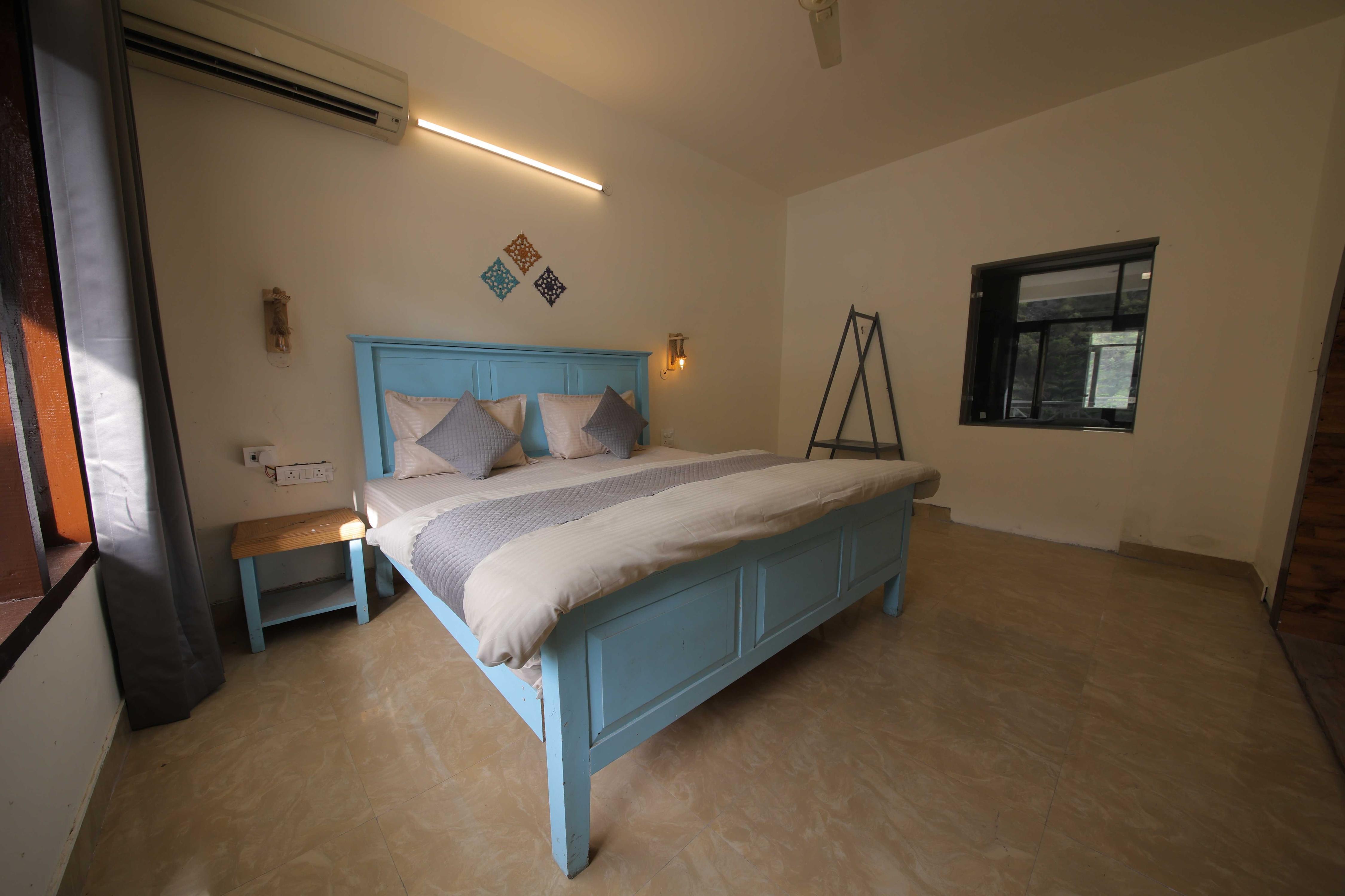 Palette Riverside Retreat Resort by CheckIn, Maldevta Room Type - Signature Suite with Hill and River View