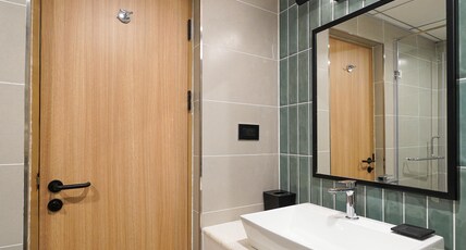 Spark by Hilton Bengaluru Marathahalli Outer Ring Road Room Type - TWIN ROOM