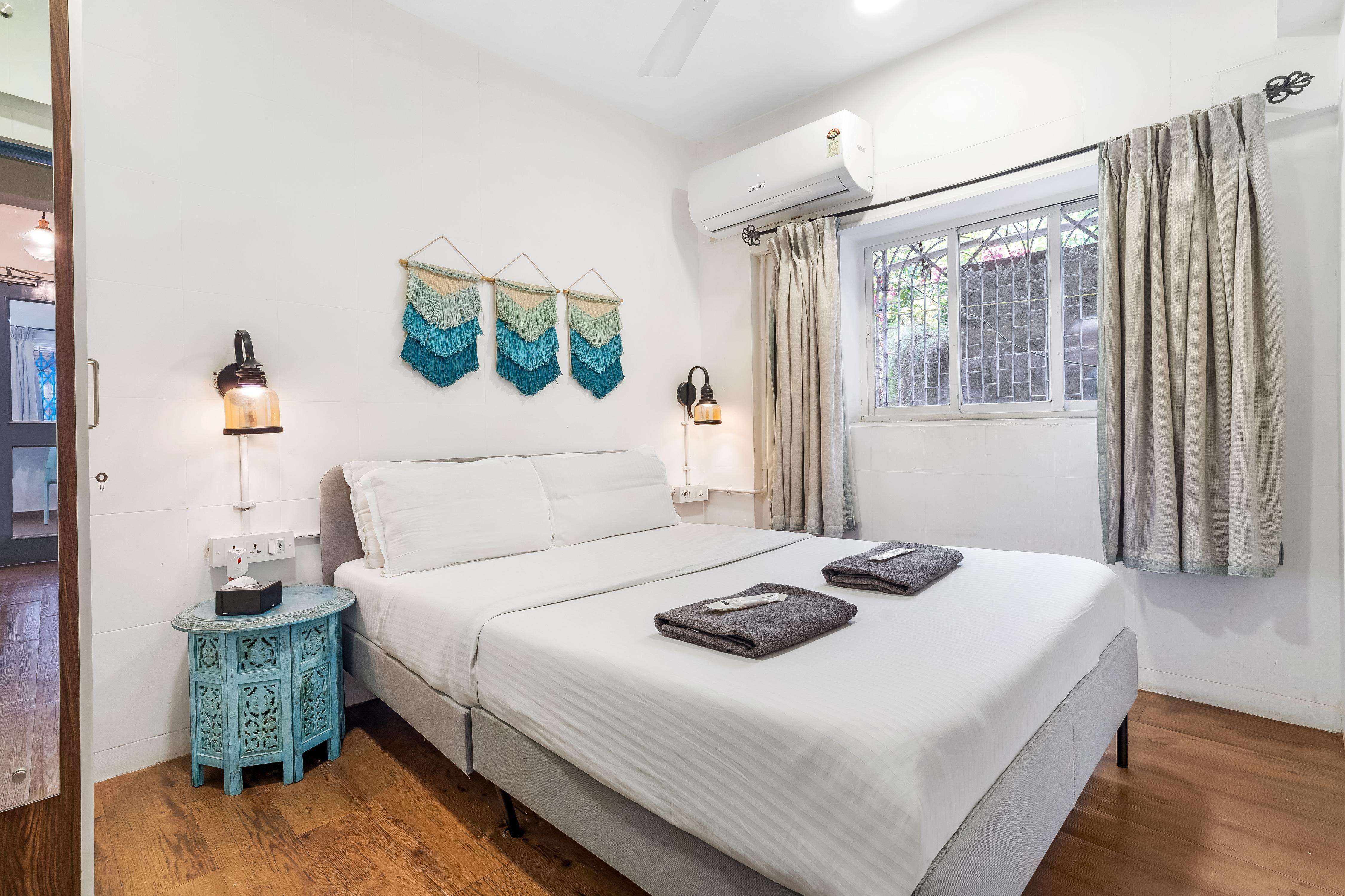 Tori 1BHK in Bandra W by SquareOne Stays